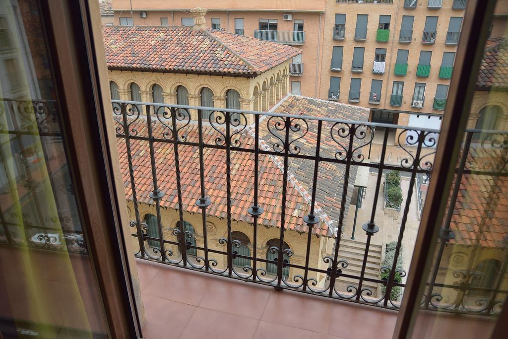 Casa Del Mercado Zaragoza Dış mekan fotoğraf