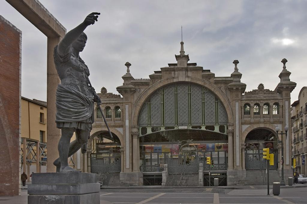 Casa Del Mercado Zaragoza Dış mekan fotoğraf
