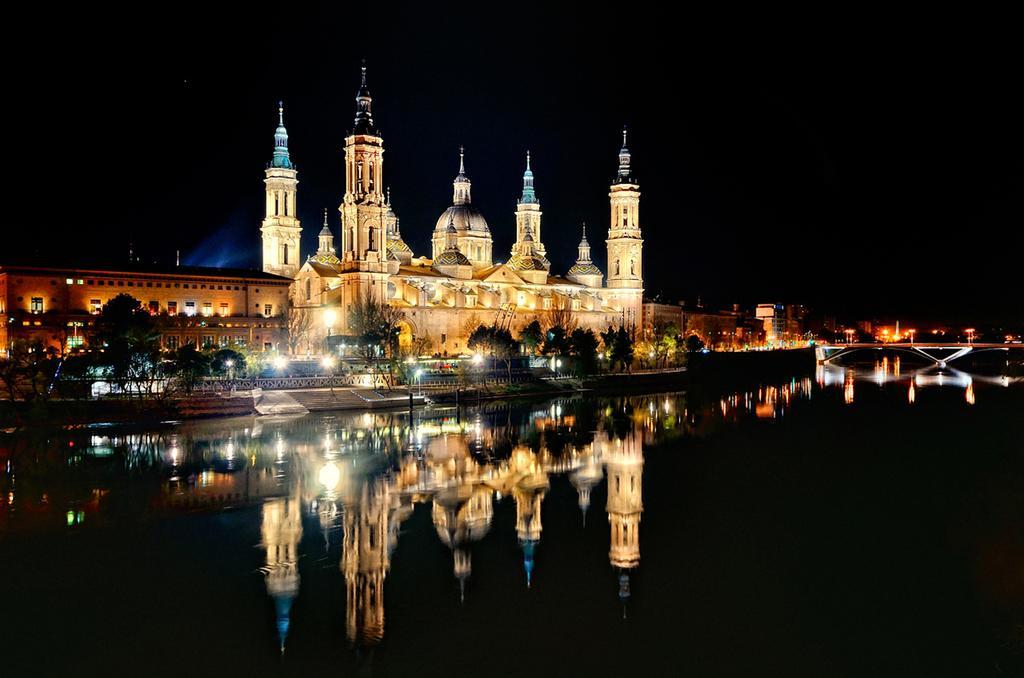 Casa Del Mercado Zaragoza Dış mekan fotoğraf